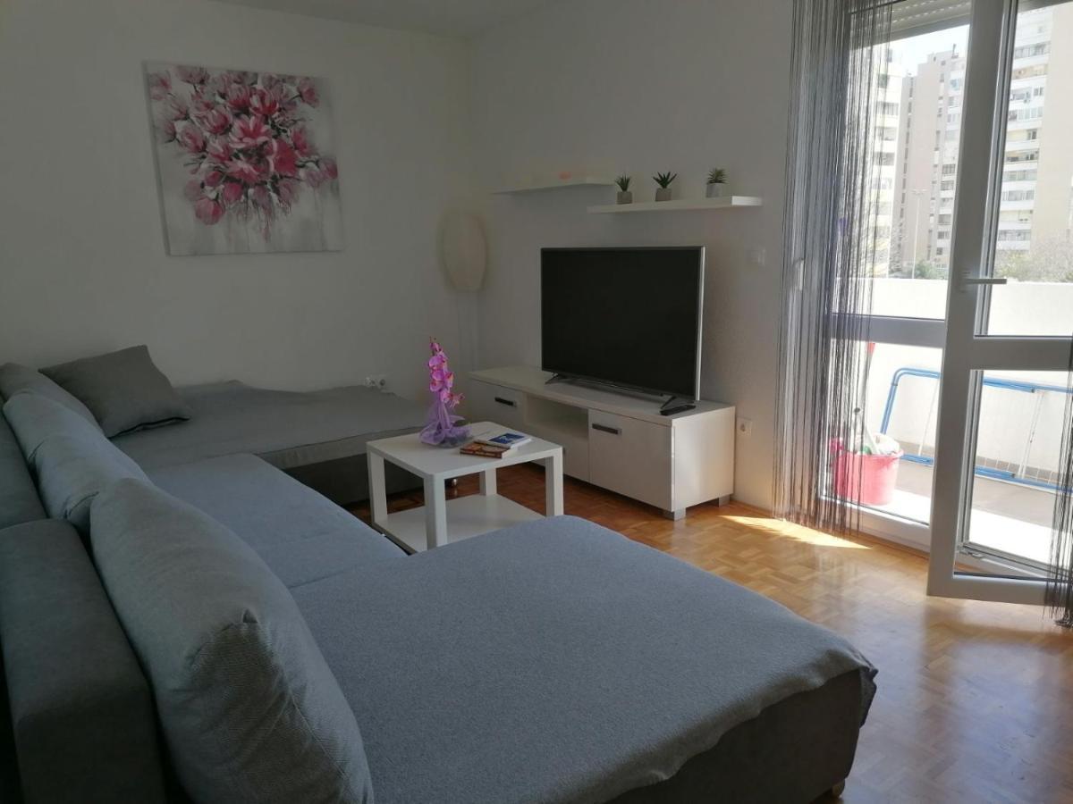 Apartman Petra Pula Ngoại thất bức ảnh