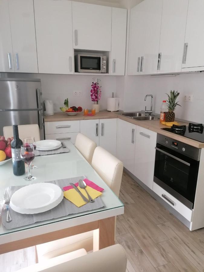 Apartman Petra Pula Ngoại thất bức ảnh
